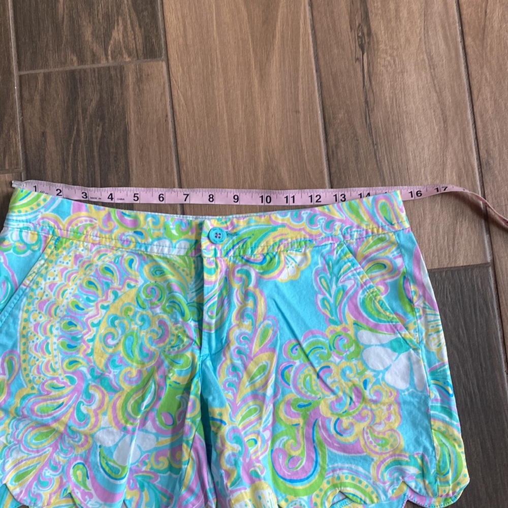 Lilly Pulitzer The Buttercup scallop hem shorts 2 - Picture 4 of 8